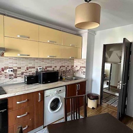 Georgiana'S Central Apartment 布泽乌 外观 照片