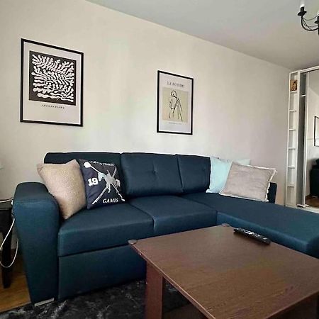 Georgiana'S Central Apartment 布泽乌 外观 照片