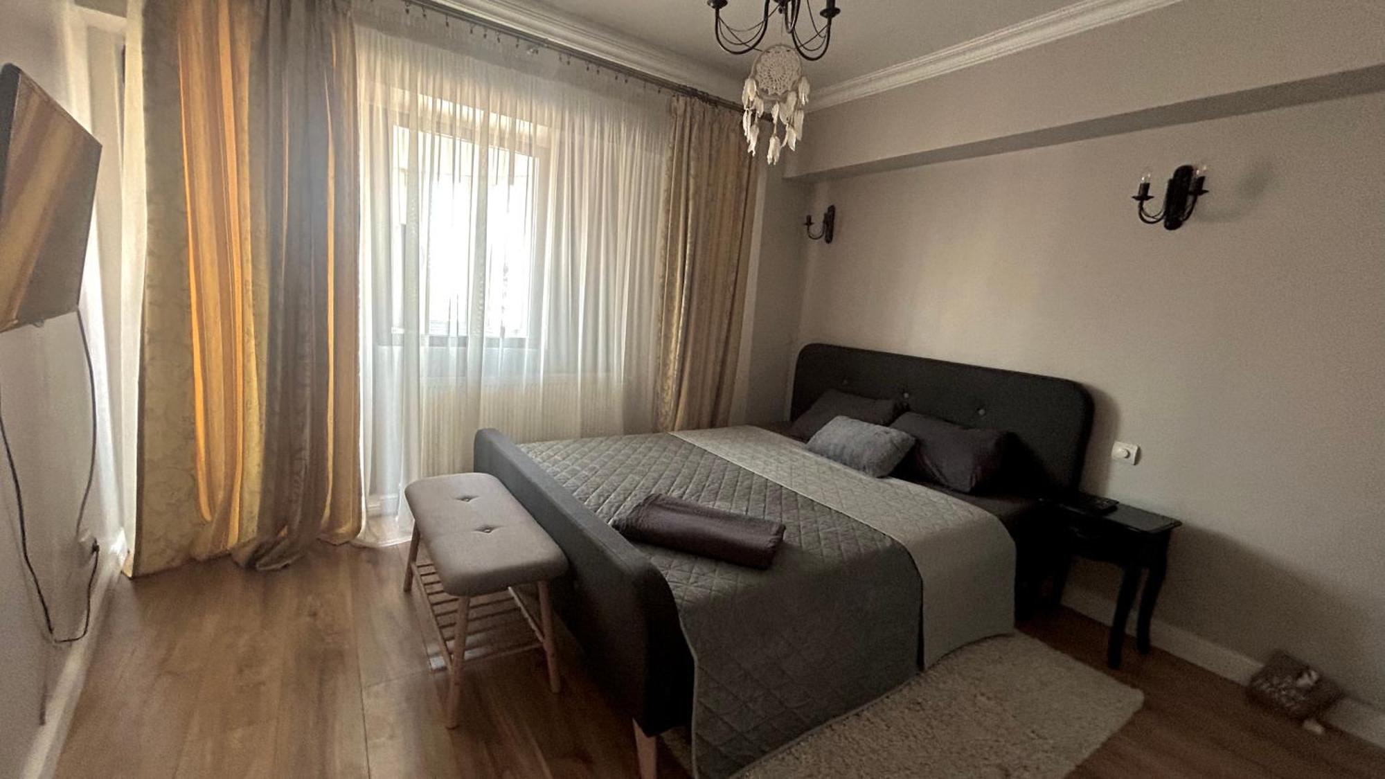 Georgiana'S Central Apartment 布泽乌 外观 照片
